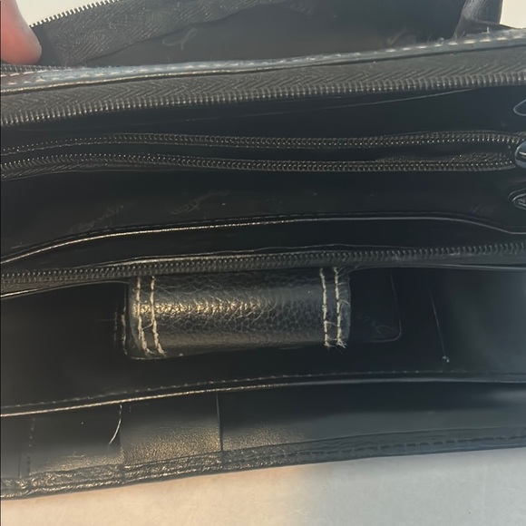 Burton Black Leather Wallet with Contrast Stitching - Picture 6 of 9